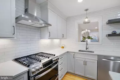 8921 Braeburn Drive, Annandale, VA 22003 - Photo 13