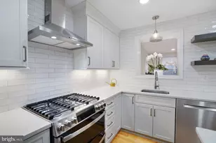 8921 Braeburn Dr, Annandale, VA 22003 - Photo 13