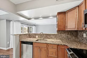 3109 Buccaneer Ct, Fairfax, VA 22031 - Photo 11