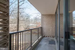 4415 Briarwood Ct N, Annandale, VA 22003 - Photo 5