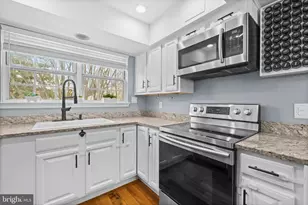 3804 Green Ridge Ct, Fairfax, VA 22033 - Photo 7