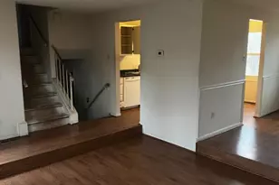 12637 Etruscan Dr, Herndon, VA 20171 - Photo 3