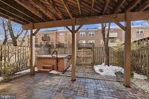 8309 Highcliffe Ct, Annandale, VA 22003 - Photo 23