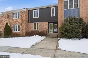 8309 Highcliffe Ct, Annandale, VA 22003 - Photo 1