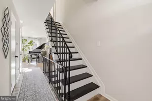 8309 Highcliffe Ct, Annandale, VA 22003 - Photo 3