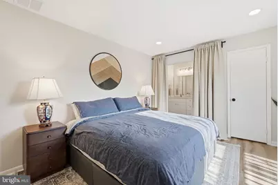 8309 Highcliffe Court, Annandale, VA 22003 - Photo 13