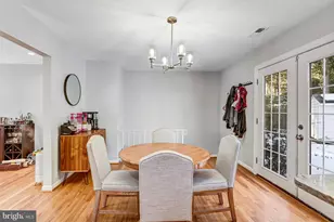 7213 Calamo St, Springfield, VA 22150 - Photo 9