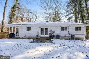 7213 Calamo St, Springfield, VA 22150 - Photo 37