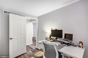 7213 Calamo St, Springfield, VA 22150 - Photo 29