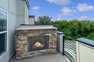 4967 Lakeside Xing, Chantilly, VA 20151 - Photo 7