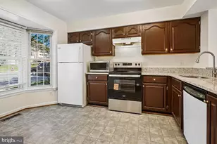 [Address not provided], Centreville, VA 20121 - Photo 7