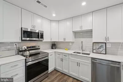 8422 Woodlawn Street, Alexandria, VA 22309 - Photo 9