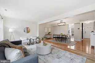 7446 Fountain Head Dr, Annandale, VA 22003 - Photo 7