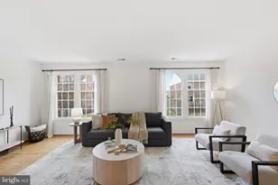 7446 Fountain Head Dr, Annandale, VA 22003 - Photo 9