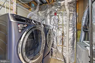 8002 Samuel Wallis St, Lorton, VA 22079 - Photo 37