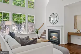 9017 Harrover Pl, Lorton, VA 22079 - Photo 5