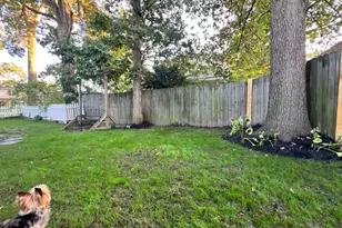 2201 Harvard Dr, Alexandria, VA 22307 - Photo 17