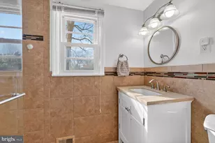 2201 Harvard Dr, Alexandria, VA 22307 - Photo 13