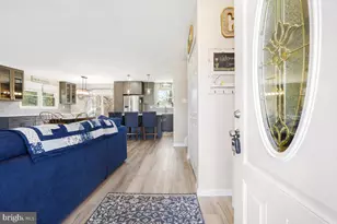 6703 Anders Terrace, Springfield, VA 22151 - Photo 3