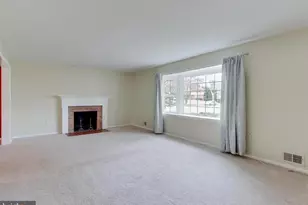 5025 Cockney Ct, Annandale, VA 22003 - Photo 9