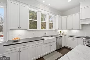 2867 Hill Rd, Vienna, VA 22181 - Photo 9