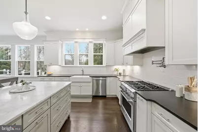 2867 Hill Road, Vienna, VA 22181 - Photo 11