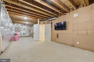 2867 Hill Rd, Vienna, VA 22181 - Photo 57