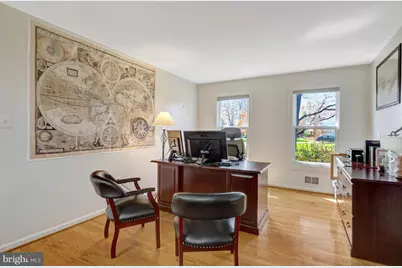 977 Redberry Court, Great Falls, VA 22066 - Photo 5