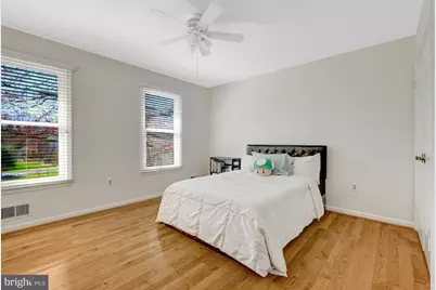 977 Redberry Court, Great Falls, VA 22066 - Photo 23