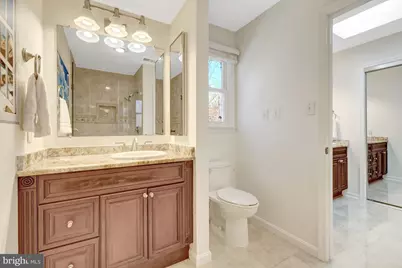 977 Redberry Court, Great Falls, VA 22066 - Photo 19