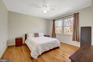 977 Redberry Ct, Great Falls, VA 22066 - Photo 21