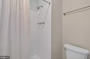 6319 Fenestra Ct, Burke, VA 22015 - Photo 37