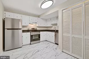 6319 Fenestra Ct, Burke, VA 22015 - Photo 21