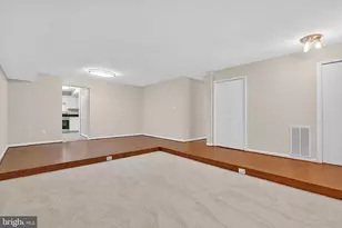 6319 Fenestra Ct, Burke, VA 22015 - Photo 11