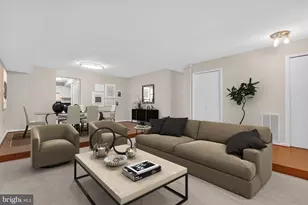 6319 Fenestra Ct, Burke, VA 22015 - Photo 11