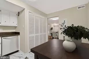 6319 Fenestra Ct, Burke, VA 22015 - Photo 25