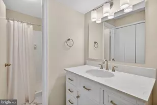 6319 Fenestra Ct, Burke, VA 22015 - Photo 35