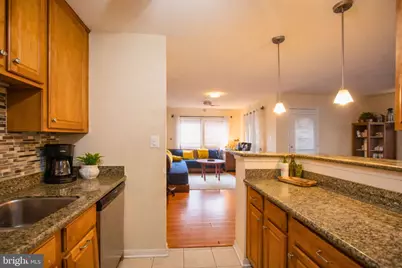 3176 Summit Square Drive #4-A2, Oakton, VA 22124 - Photo 5