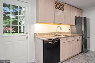 12629 Fantasia Dr, Herndon, VA 20170 - Photo 7