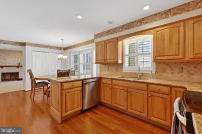 8836 Shadowlake Way, Springfield, VA 22153 - Photo 5