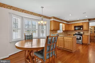 8836 Shadowlake Way, Springfield, VA 22153 - Photo 33