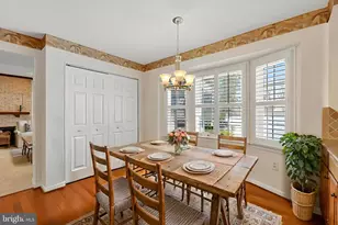 8836 Shadowlake Way, Springfield, VA 22153 - Photo 9