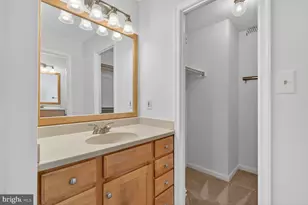 8836 Shadowlake Way, Springfield, VA 22153 - Photo 15