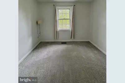 2868 Kelly Square, Vienna, VA 22181 - Photo 23