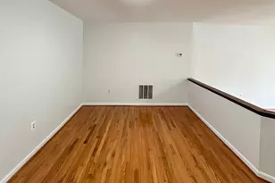 2868 Kelly Square, Vienna, VA 22181 - Photo 7