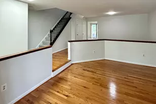 2868 Kelly Square, Vienna, VA 22181 - Photo 5