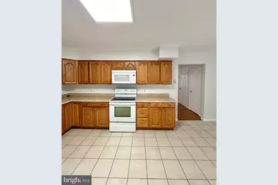 2868 Kelly Square, Vienna, VA 22181 - Photo 11