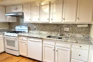 1008 Moorefield Creek Rd SW, Vienna, VA 22180 - Photo 17