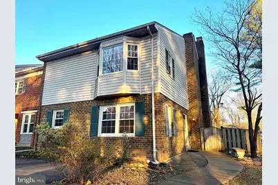 1008 Moorefield Creek Road SW, Vienna, VA 22180 - Photo 1