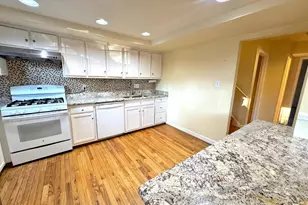 1008 Moorefield Creek Rd SW, Vienna, VA 22180 - Photo 15